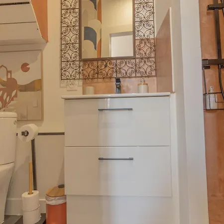 Apartmán Kasbahbohome, Experience D'ailleurs, Centre Ville, Nîmes